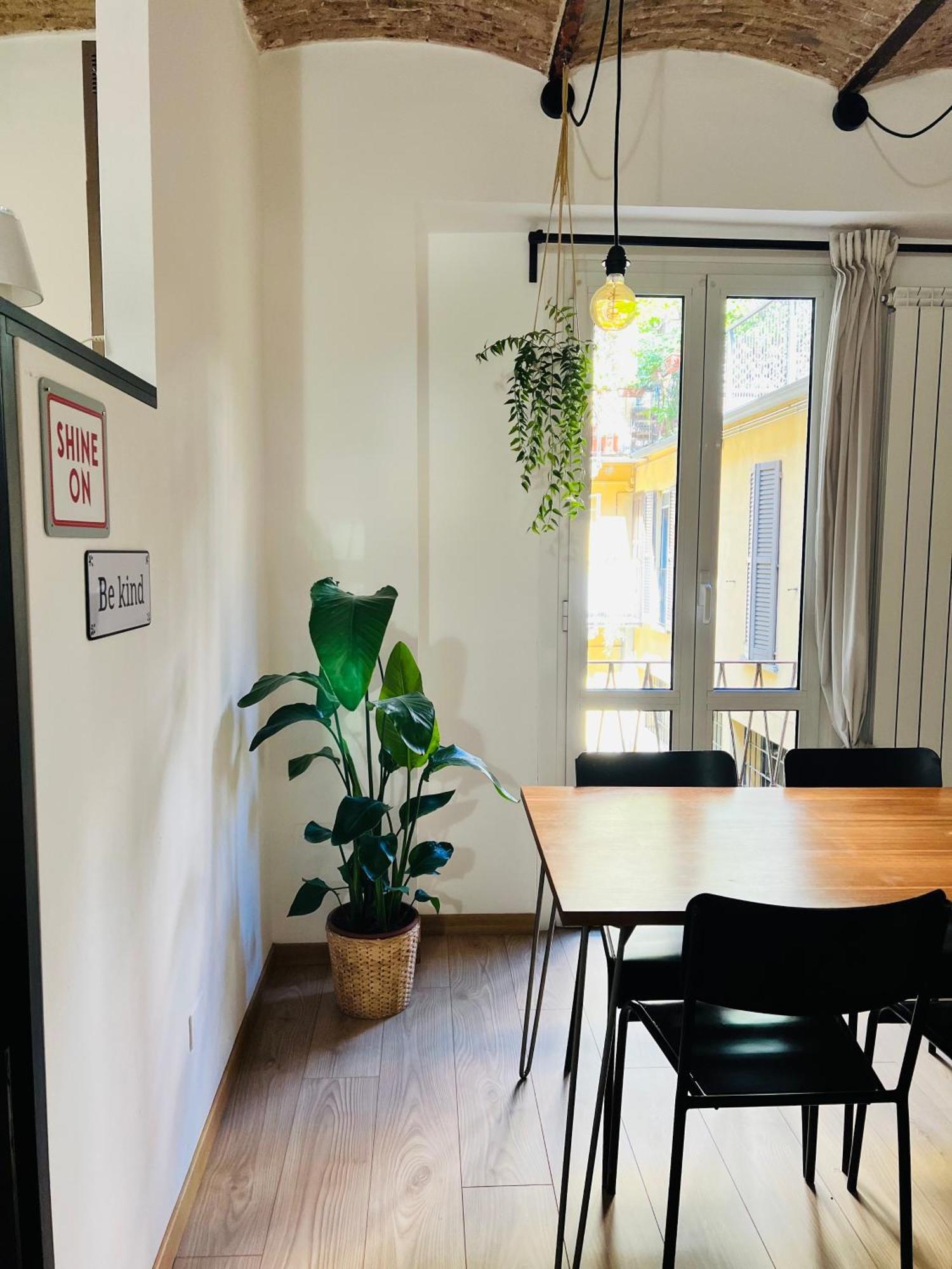 Cozy Studio Navigli Milan Bagian luar foto